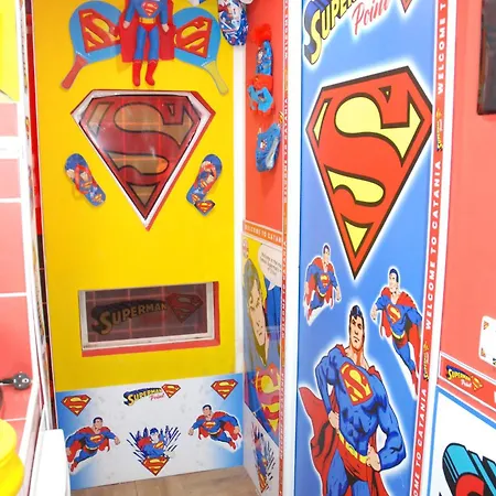 Superman Point Airport Apartment *