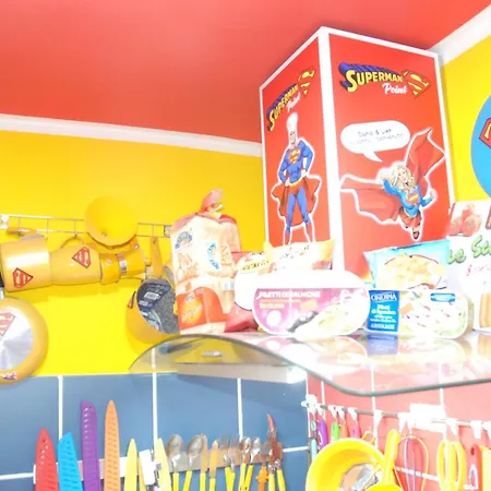Superman Point Airport Apartment *